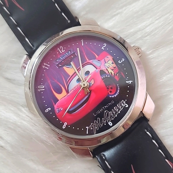 Vintage Y2K 2009 Disney Cars Lightning McQueen Collectible Wrist Watch Flames - Picture 1 of 15
